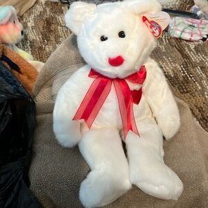Ty Beanie Buddy Valentino bear white with red heart nose and ribbon bow mint
